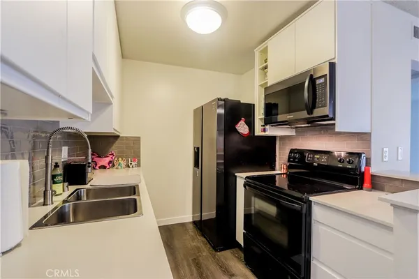 $570,000 | 564 North Bellflower Boulevard, Unit 315, Long Beach, CA 90814