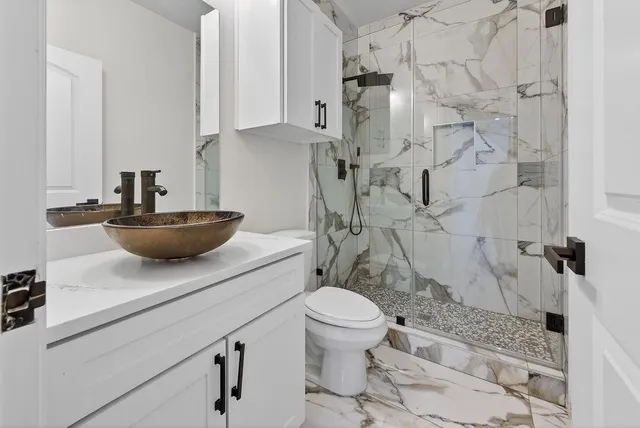 $290,250 | 308 Windjammer Road, Gun Barrel City, TX 75156