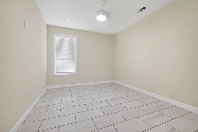 $290,250 | 308 Windjammer Road, Gun Barrel City, TX 75156