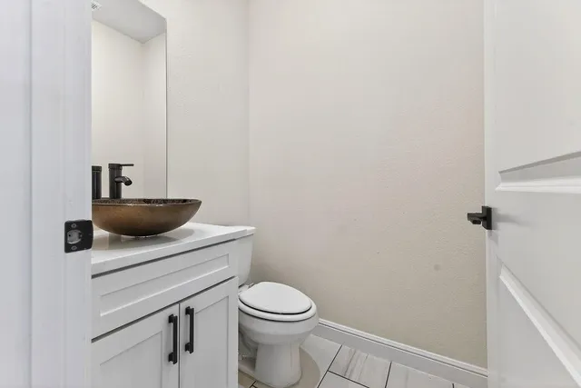 $290,250 | 308 Windjammer Road, Gun Barrel City, TX 75156