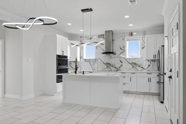 $290,250 | 308 Windjammer Road, Gun Barrel City, TX 75156