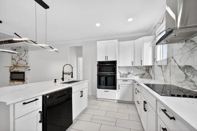 $290,250 | 308 Windjammer Road, Gun Barrel City, TX 75156