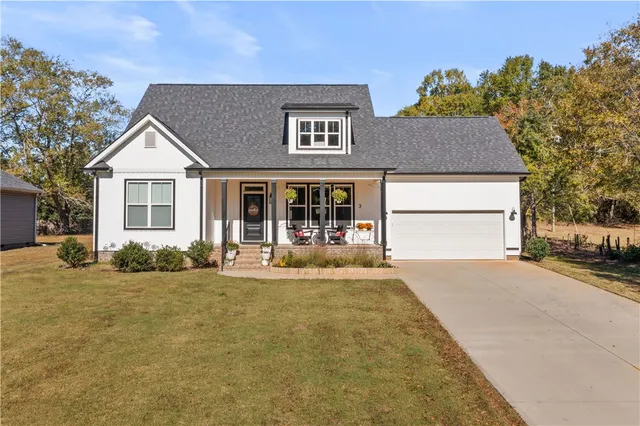 $480,000 | 3 Sunset Court, Williamston, SC 29697