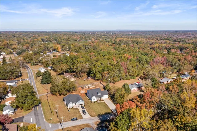 $480,000 | 3 Sunset Court, Williamston, SC 29697