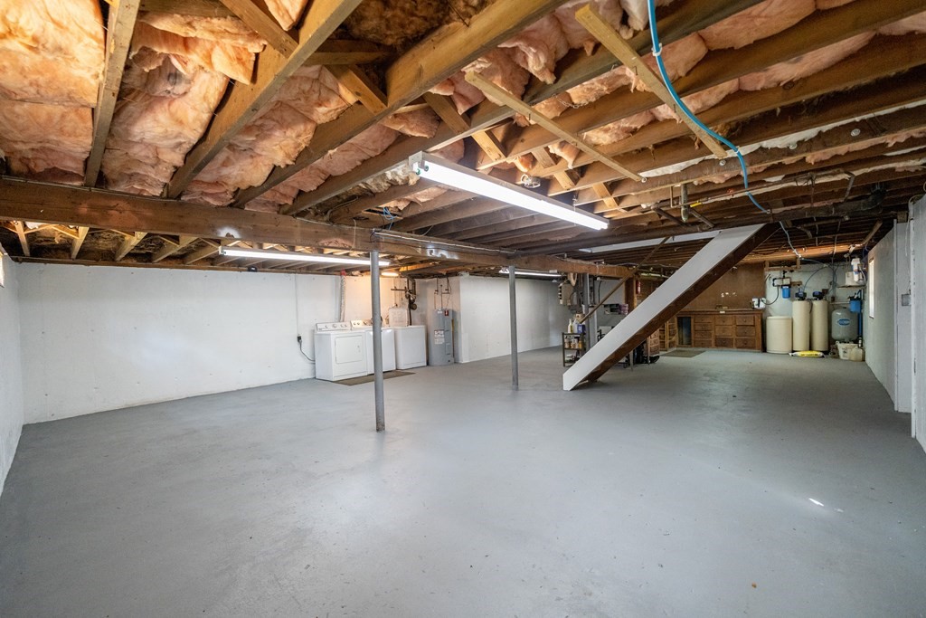 96 Alpine Drive Southbridge, MA 01550 - Photo 16 of 35