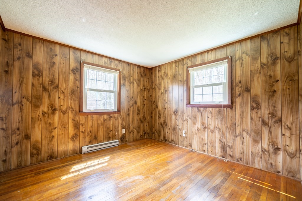 96 Alpine Drive Southbridge, MA 01550 - Photo 17 of 35