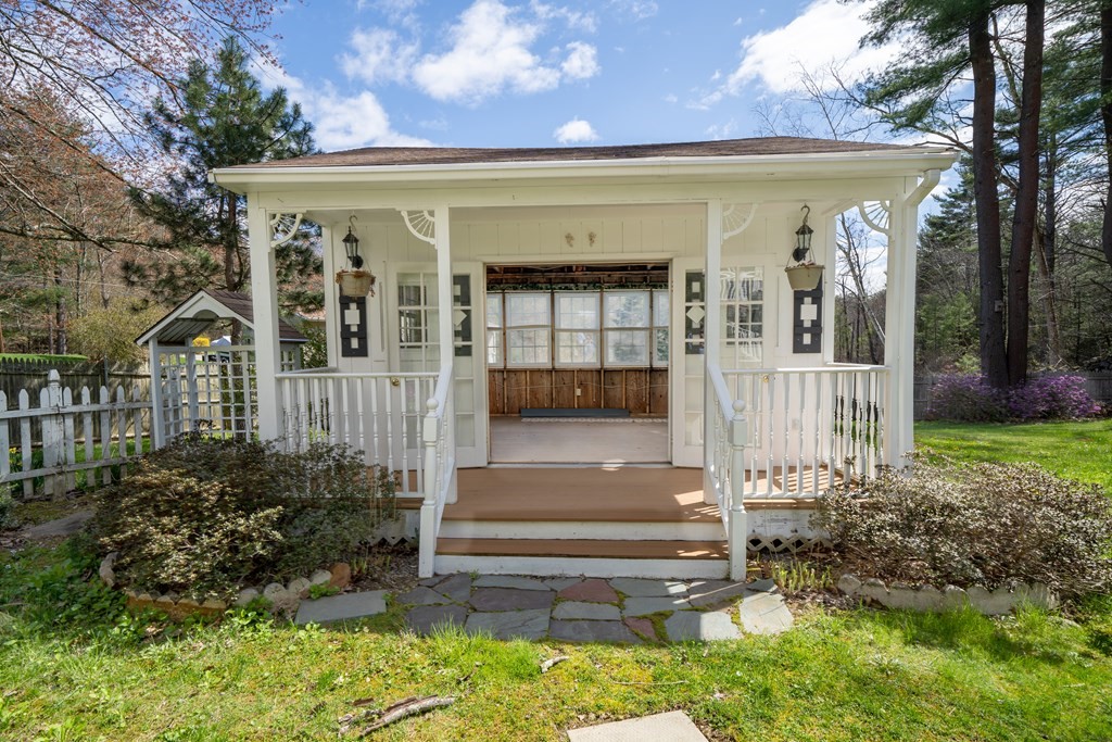 96 Alpine Drive Southbridge, MA 01550 - Photo 26 of 35