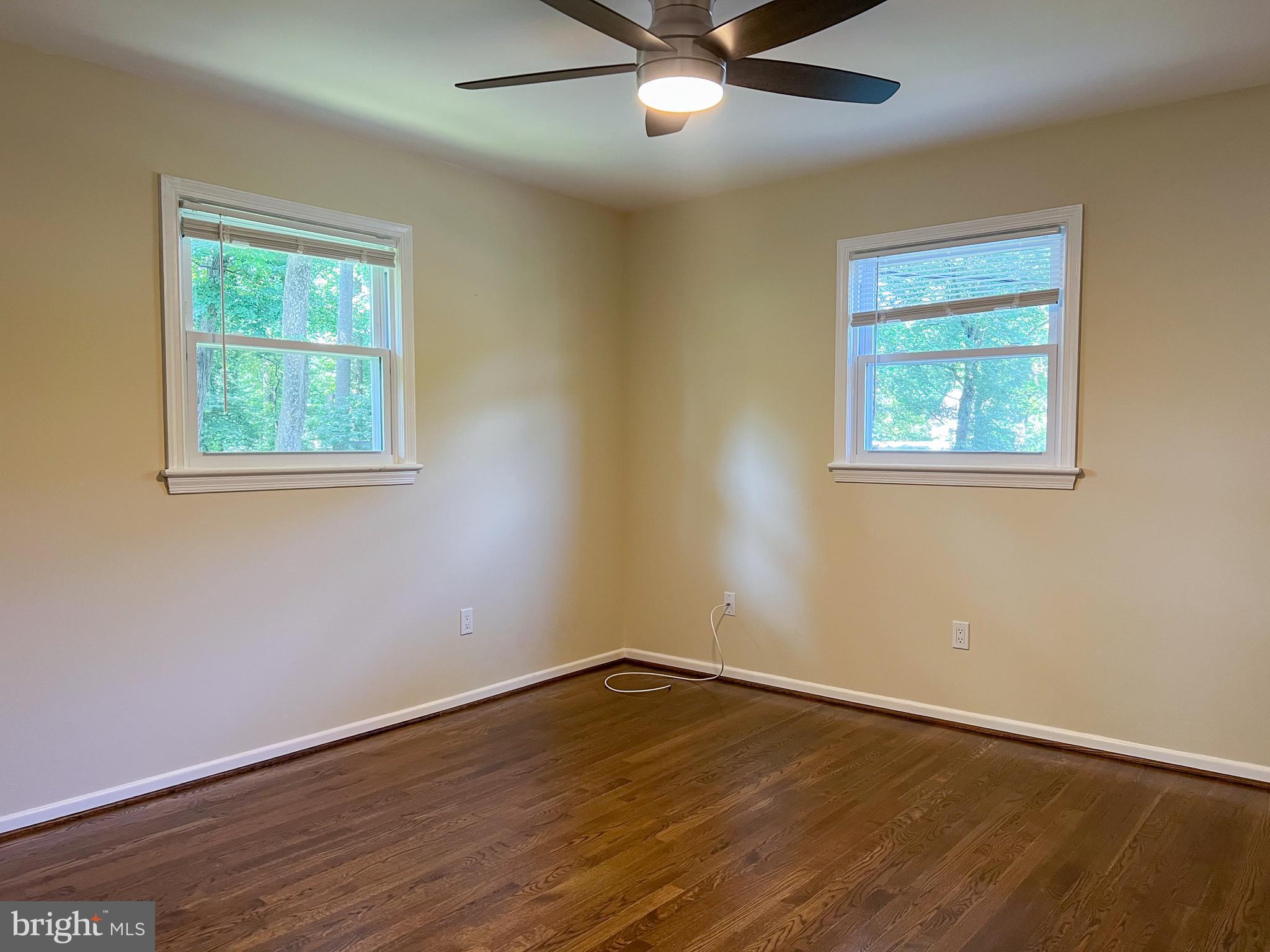 405 Wolftrap Road Southeast Vienna, VA 22180 - Photo 12 of 20 Bedroom #3 with lighted ceiling fan