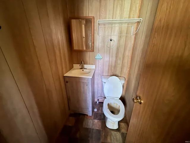 $95,000 | 5145 North 290 West, Howe, IN 46746