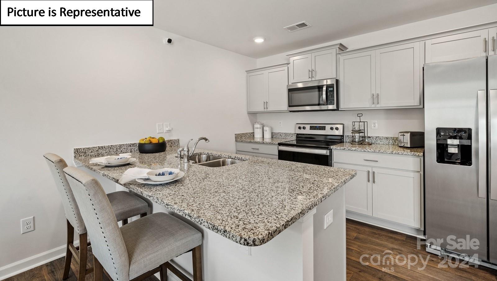 4164 Lurelin Road Charlotte, NC 28262 - Photo 5 of 24 Gallery Image 5