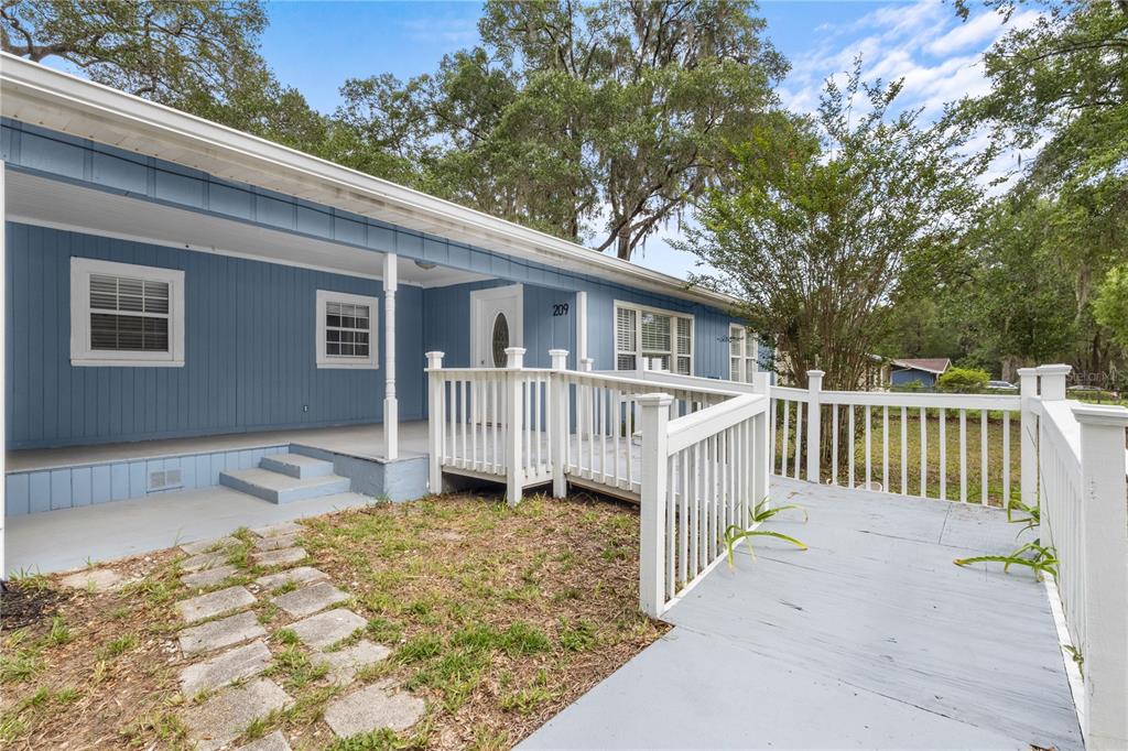 209 Southeast 47th Street Gainesville, FL 32641 - Photo 10 of 45