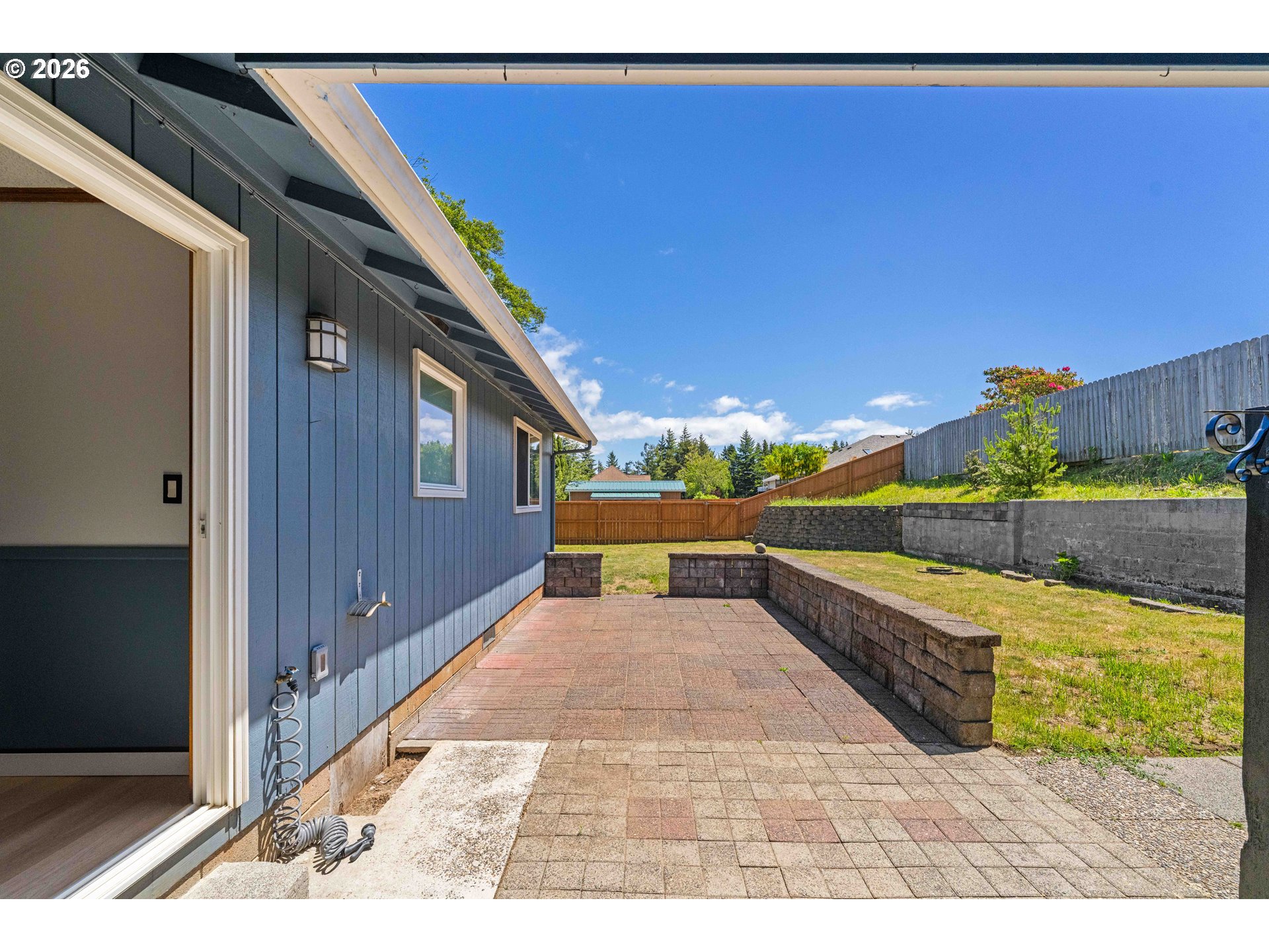 2449 Oak Street North Bend, OR 97459 - Photo 24 of 35