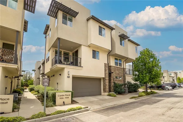 $700,000 | 19536 Cardin Place, Northridge, CA 91324