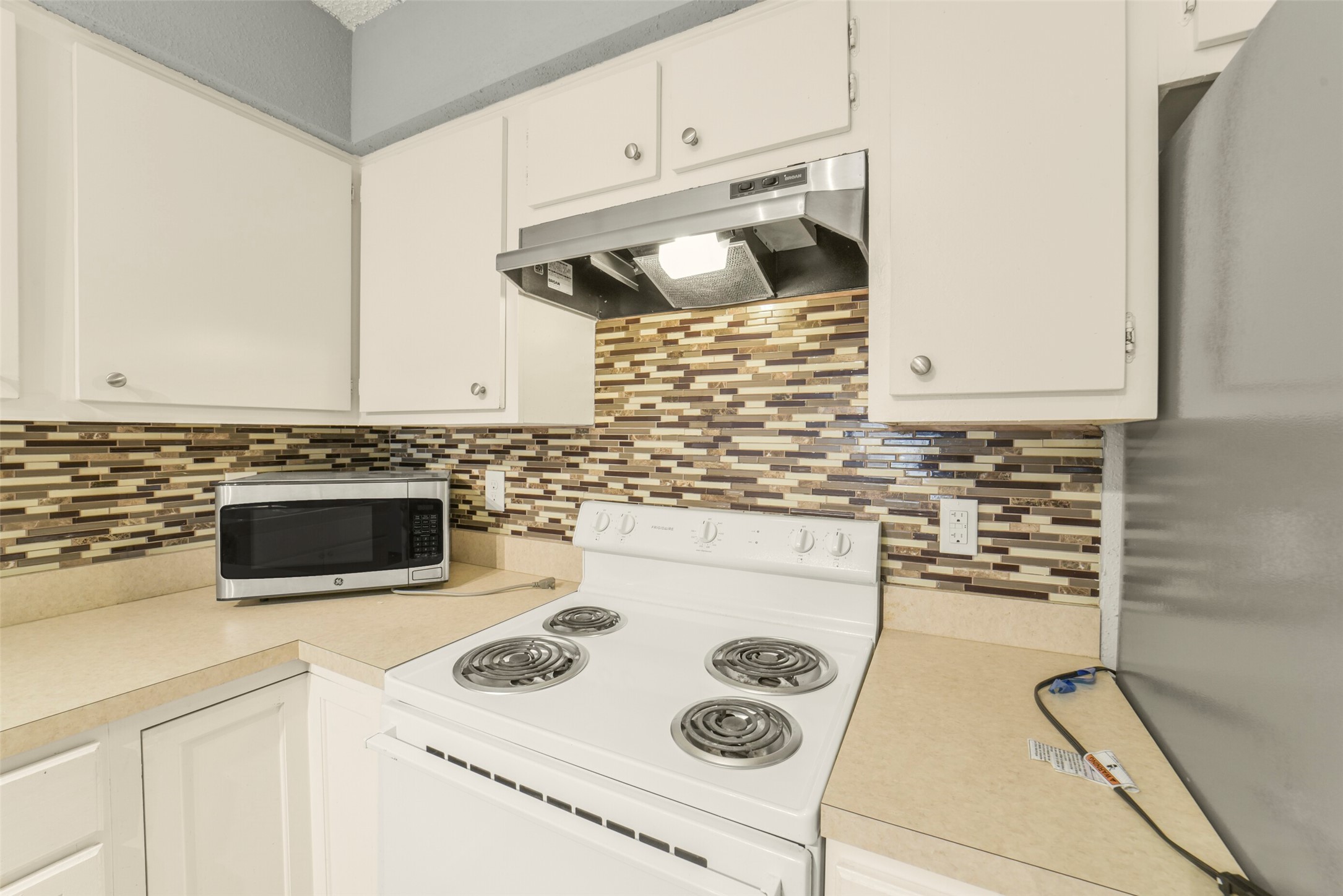 6333 Shadow Tree Drive Houston, TX 77035 - Photo 15 of 36