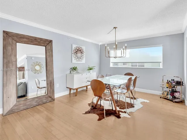 $3,700 | 1345 West Avenue, Unit 201, Miami Beach, FL 33139