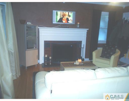 65 Florida Grove Road Keasbey, NJ 08832 - Photo 6 of 8 Gallery Image 6