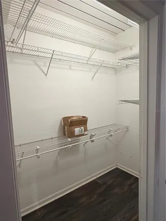 $1,800 | 2320 West Azeele Street, Unit 327, Tampa, FL 33609