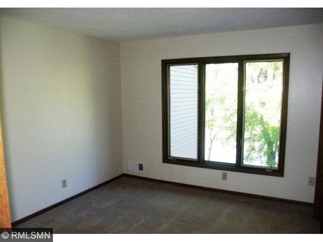 433 County Rd C West Roseville, MN 55113 - Photo 11 of 18 Gallery Image 11
