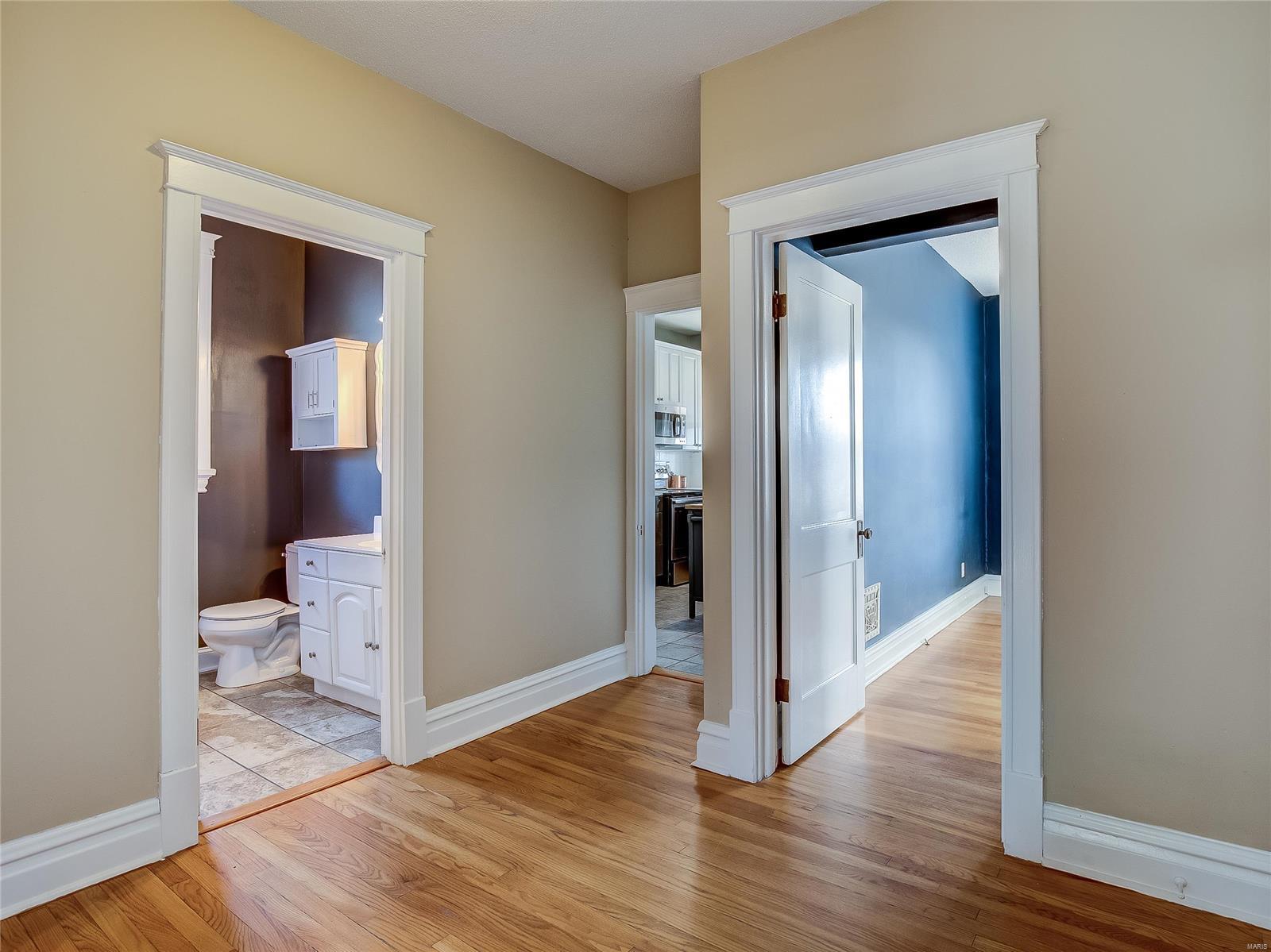 2210 Richert Place St. Louis, MO 63143 - Photo 7 of 21 Gallery Image 7