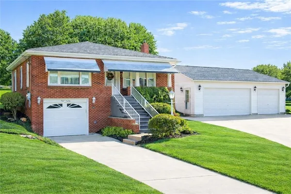 $380,000 | 180 Hilltop Lane, Washington, PA 15301