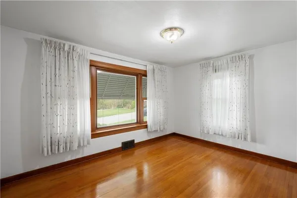 $320,000 | 180 Hilltop Lane, Washington, PA 15301