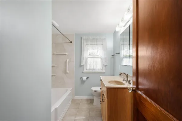 $320,000 | 180 Hilltop Lane, Washington, PA 15301