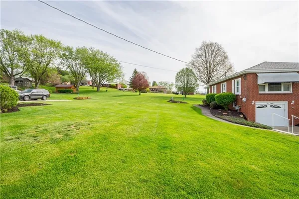 $320,000 | 180 Hilltop Lane, Washington, PA 15301