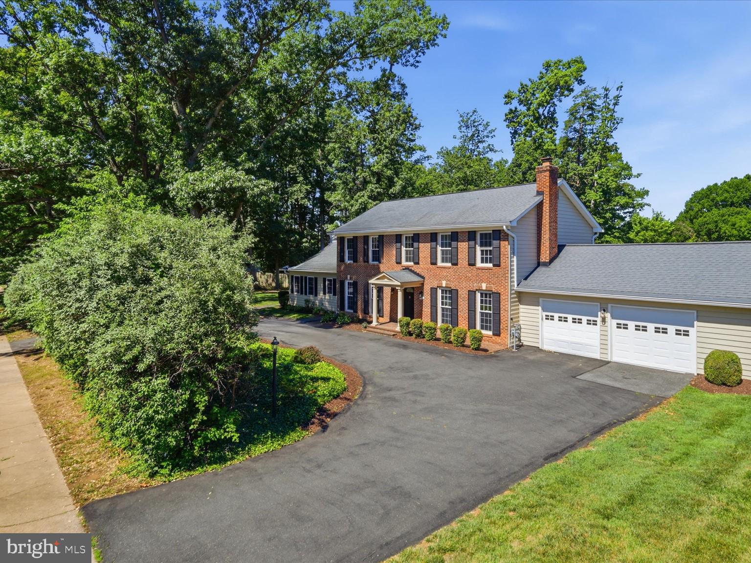 4410 Guinea Road Fairfax, VA 22032 - Photo 4 of 59 Front Exterior