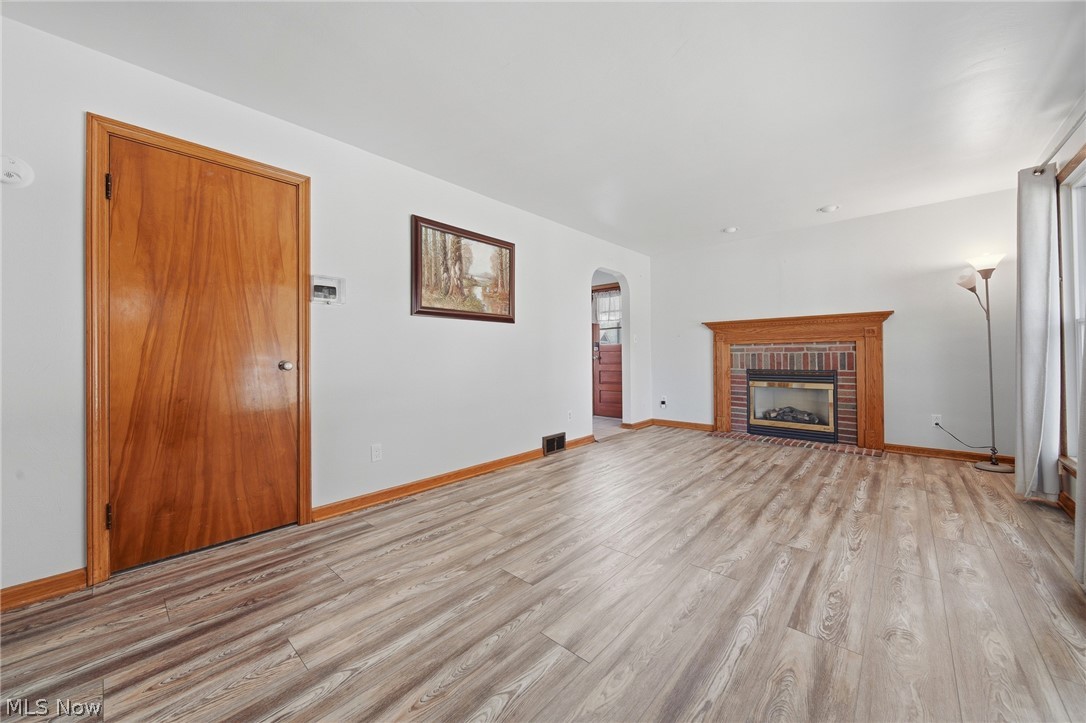 1724 Spring Valley Avenue Northwest Canton, OH 44708 - Photo 4 of 44 Gallery Image 4