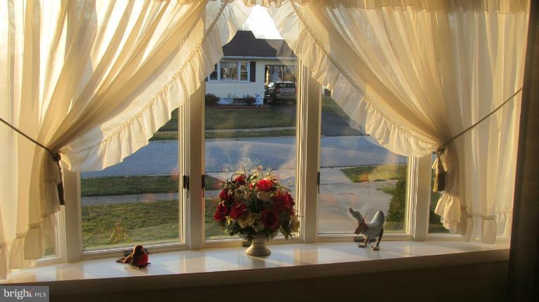 17 Rene Carr Street Elkton, MD 21921 - Photo 6 of 26 Living Room with beautiful bay window
