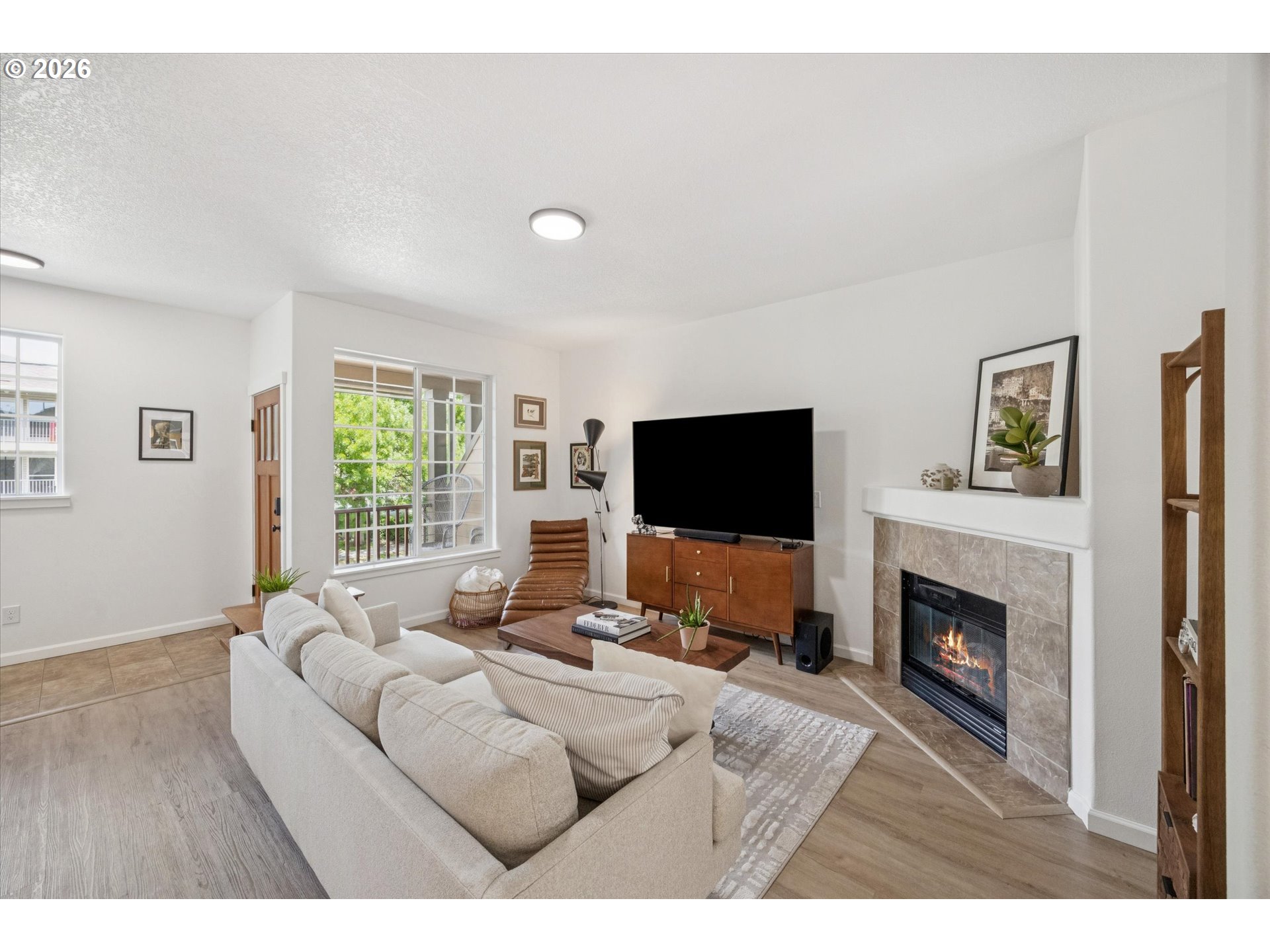 16220 Southwest Baseline Road Beaverton, OR 97006 - Photo 7 of 37 Living Room