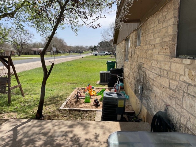 801 Old Austin Pflugerville Road Pflugerville, TX 78660 - Photo 21 of 24 Delahunty entrance to duplex