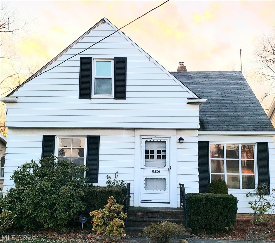 1450 Sunset Road Cleveland, OH 44124 - Photo 1 of 14