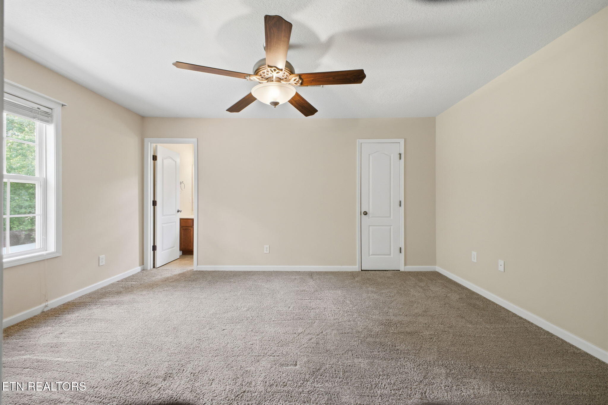 3508 Belleview Road Northeast Knoxville, TN 37917 - Photo 15 of 42 24-web-or-mls-3F1A8143