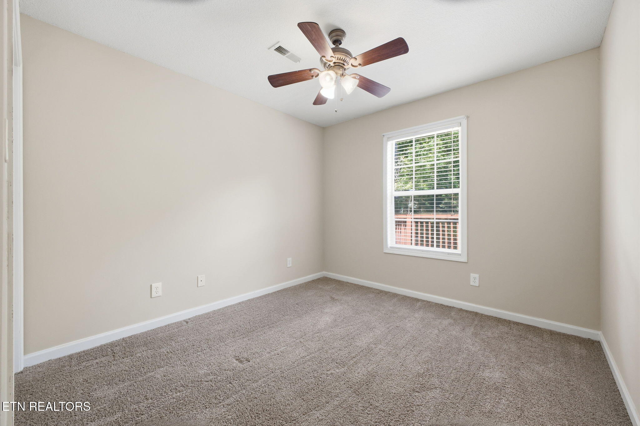 3508 Belleview Road Northeast Knoxville, TN 37917 - Photo 22 of 42 31-web-or-mls-3F1A8168