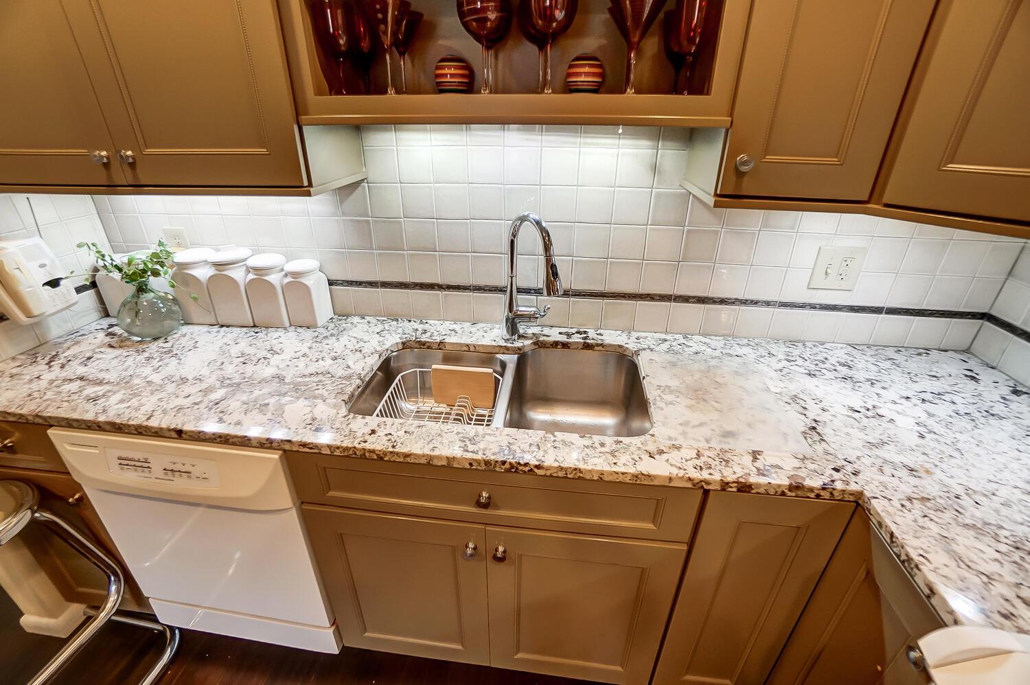 3586 Reed Road Columbus, OH 43221 - Photo 12 of 32 50040154-010_web