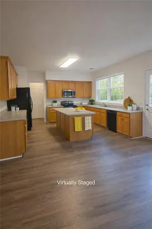 $2,575 | 2372 Young America Drive Northeast, Lawrenceville, GA 30043