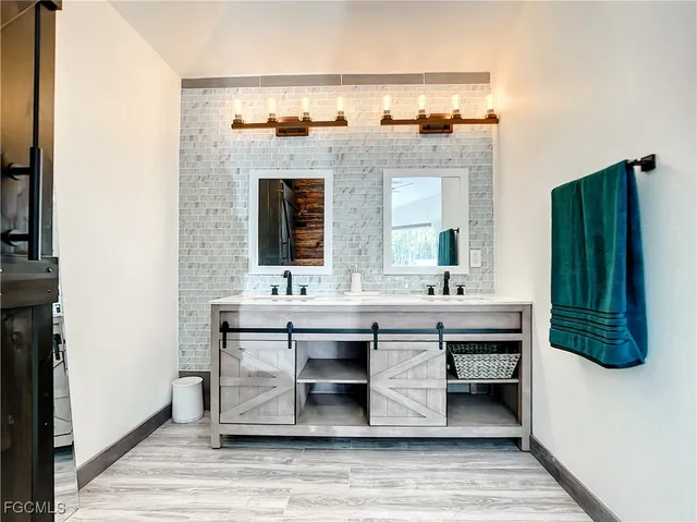 $3,150 | 2511 6th Street Northwest, Naples, FL 34120