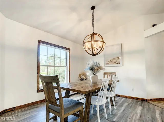 $3,150 | 2511 6th Street Northwest, Naples, FL 34120