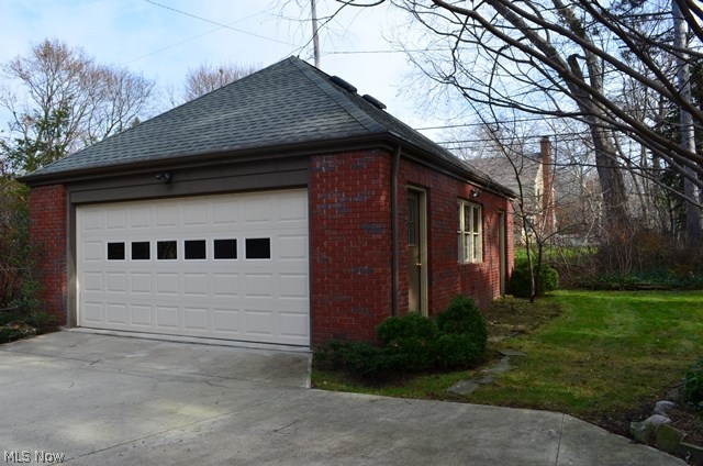 2903 Winthrop Road Cleveland, OH 44120 - Photo 22 of 23