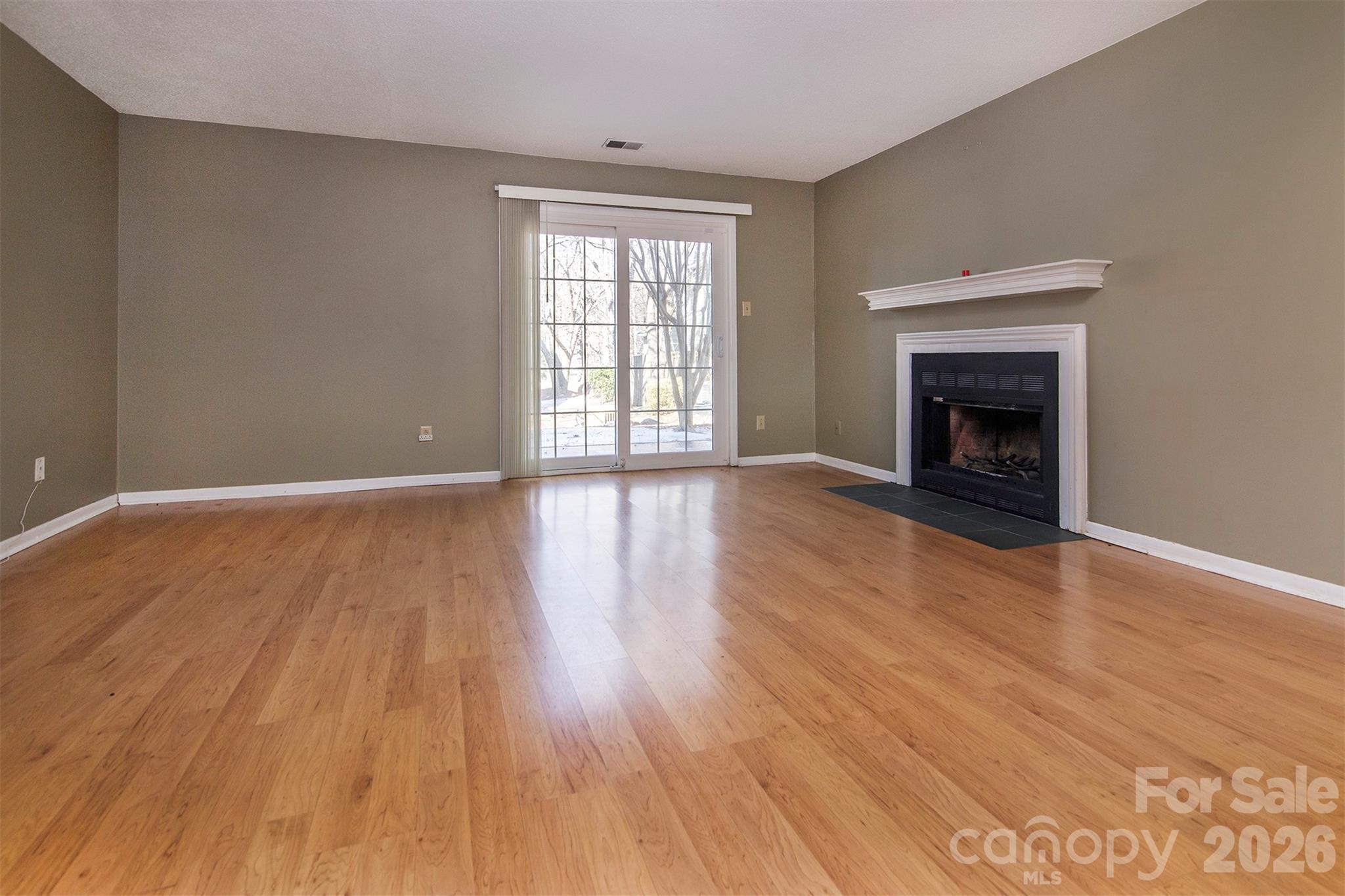 6116 Heath Ridge Court, Unit H Charlotte, NC 28210 - Photo 3 of 20