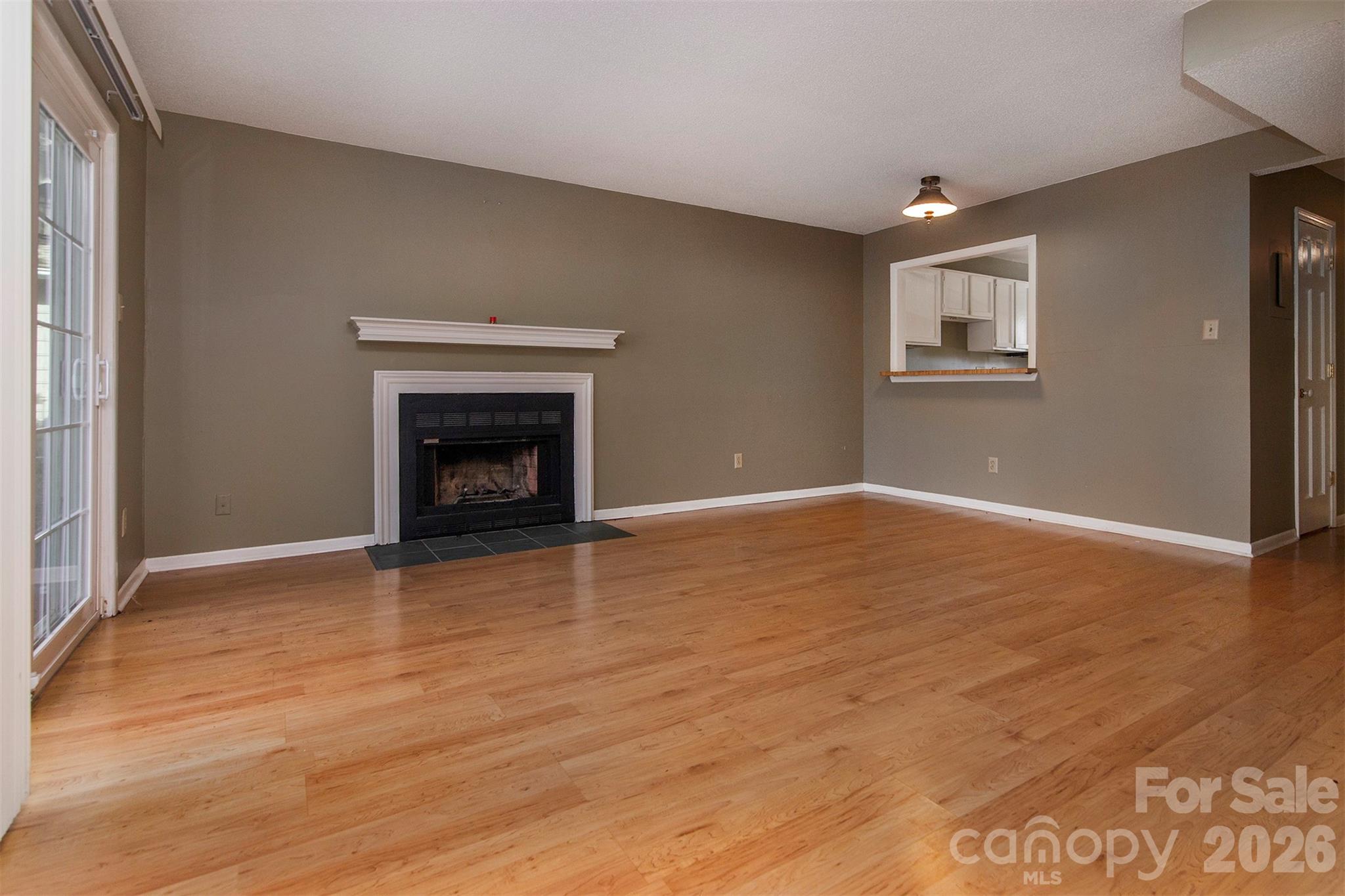 6116 Heath Ridge Court, Unit H Charlotte, NC 28210 - Photo 4 of 20