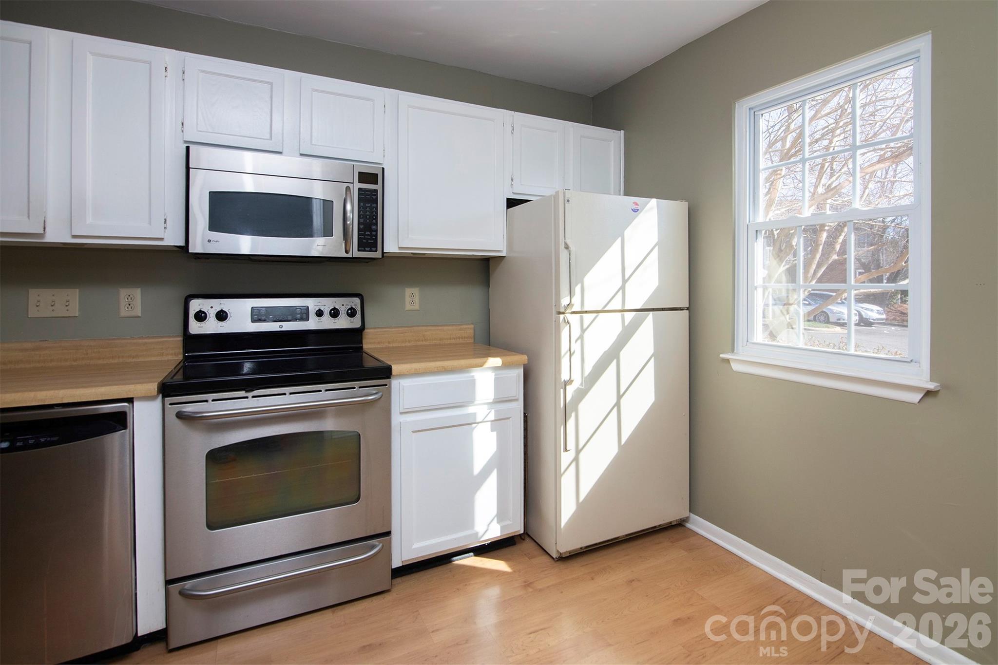 6116 Heath Ridge Court, Unit H Charlotte, NC 28210 - Photo 9 of 20