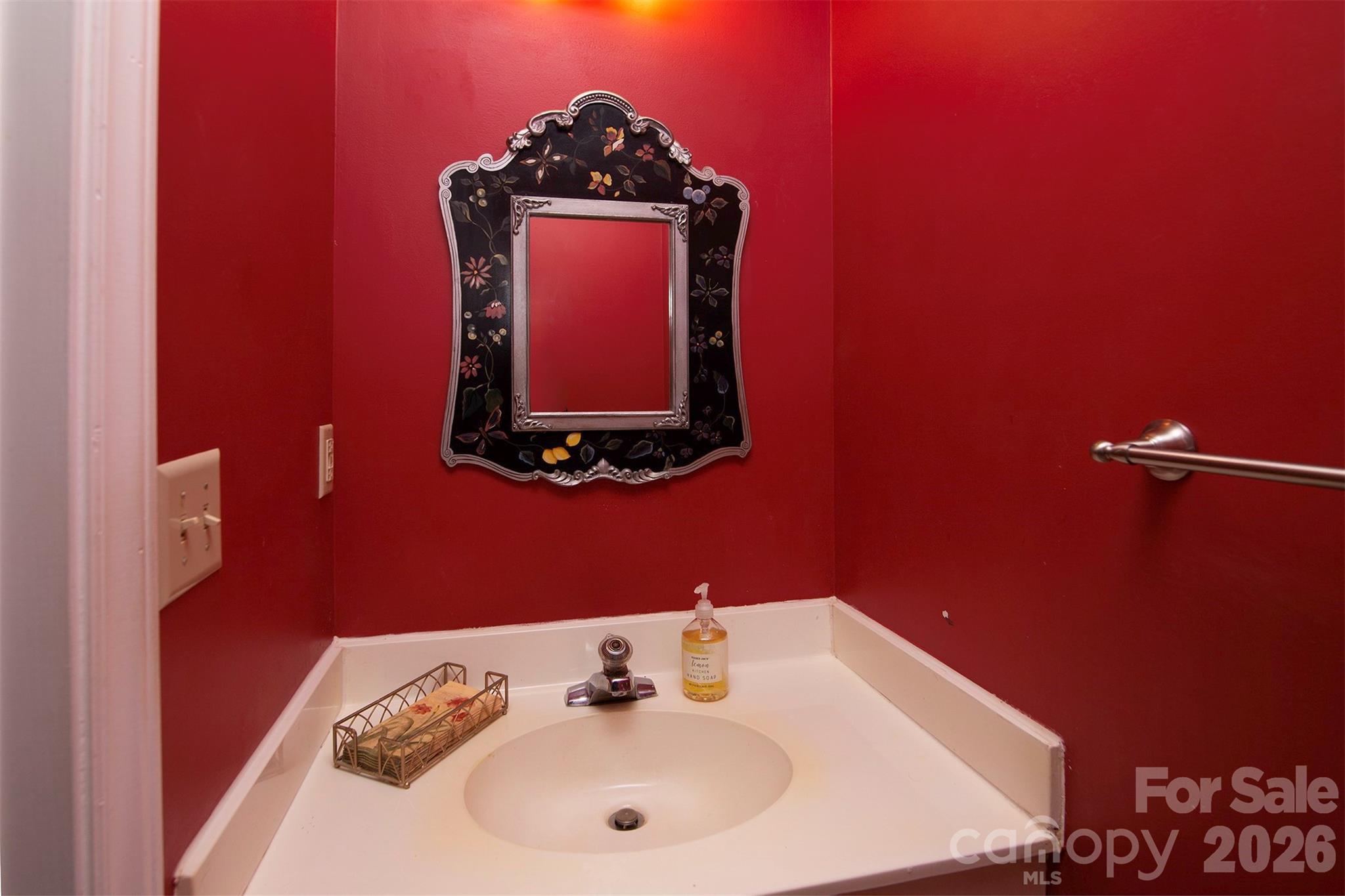 6116 Heath Ridge Court, Unit H Charlotte, NC 28210 - Photo 10 of 20