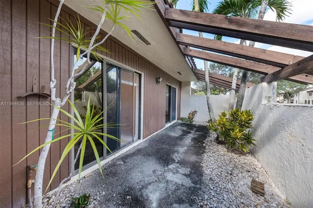 $499,000 | 21877 Arriba Real, Boca Raton, FL 33433