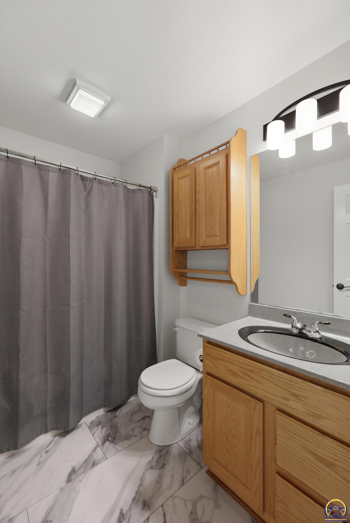 4419 Southwest Stone Avenue Topeka, KS 66610 - Photo 23 of 46