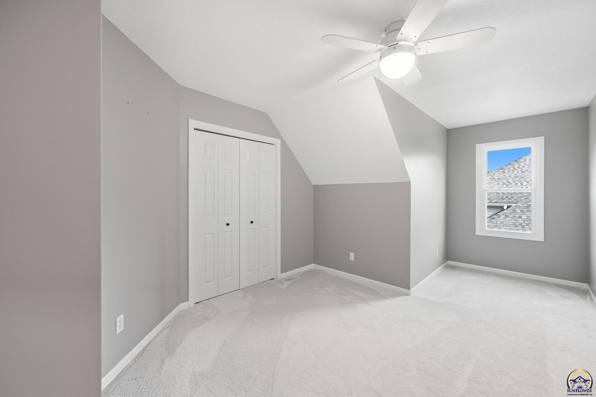 4419 Southwest Stone Avenue Topeka, KS 66610 - Photo 25 of 46