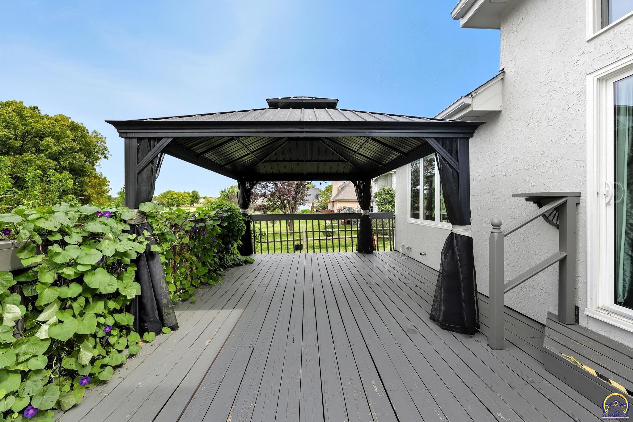 4419 Southwest Stone Avenue Topeka, KS 66610 - Photo 39 of 46