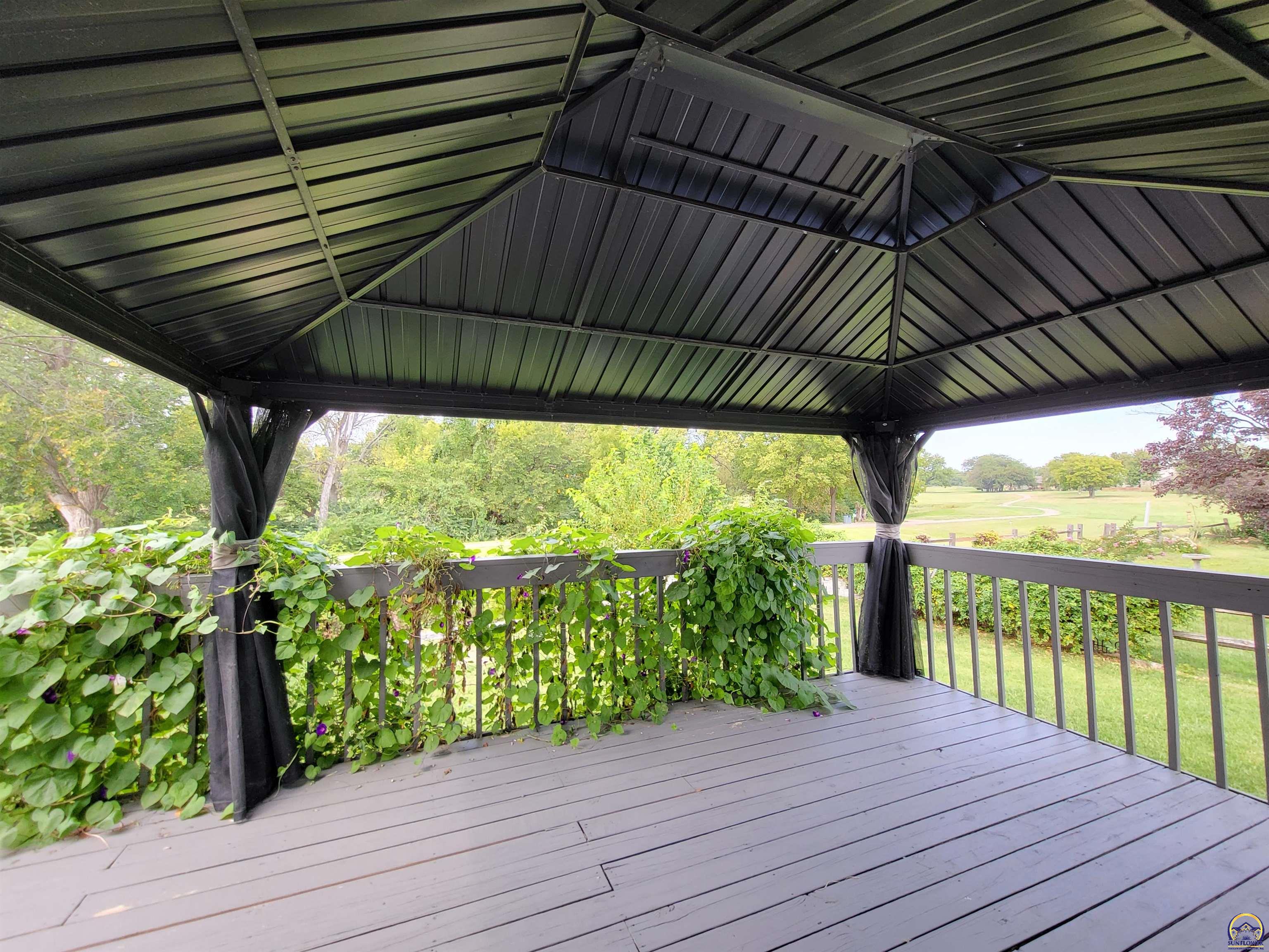 4419 Southwest Stone Avenue Topeka, KS 66610 - Photo 40 of 46