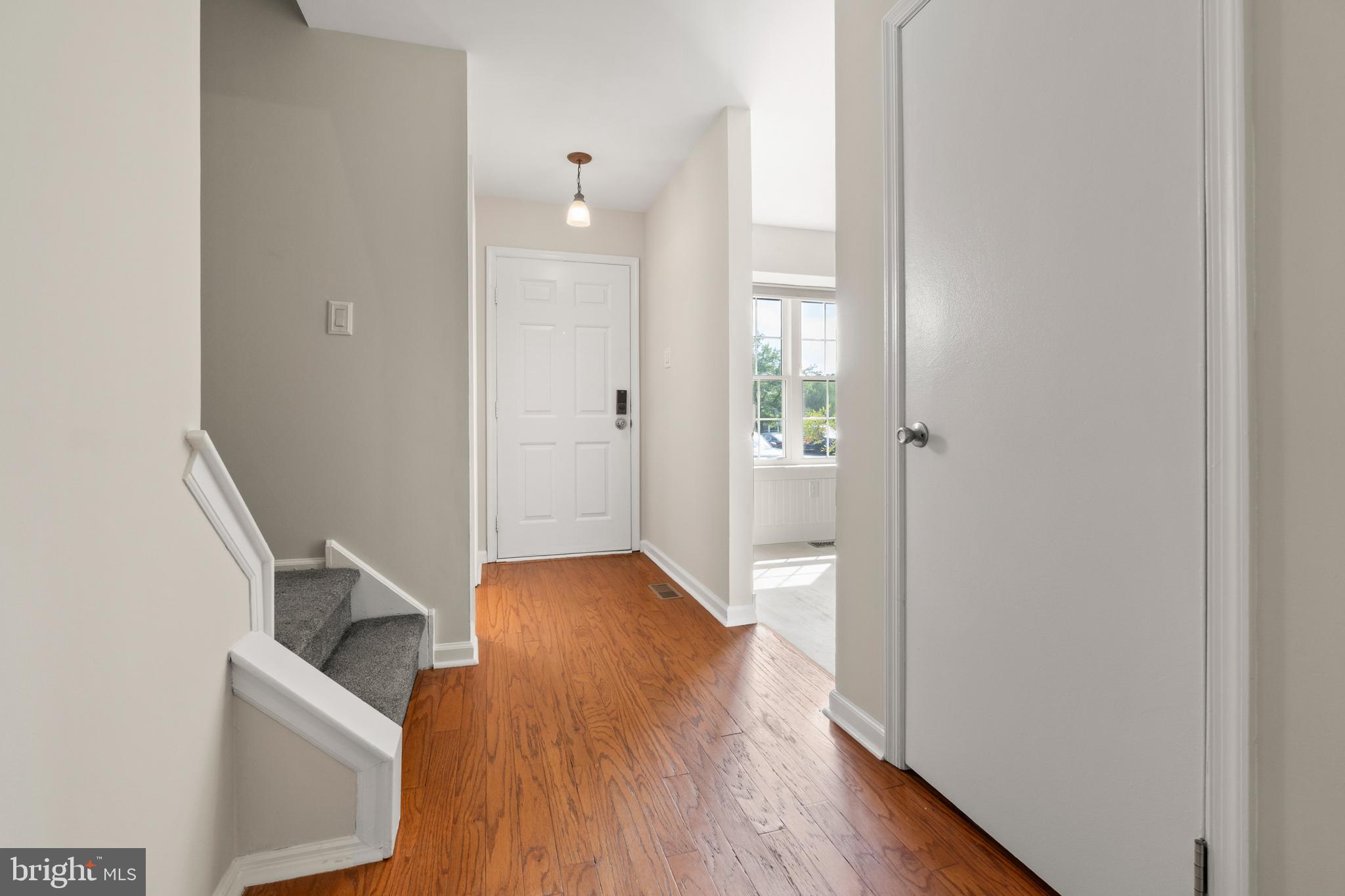 166 Camber Lane Mount Laurel, NJ 08054 - Photo 5 of 31